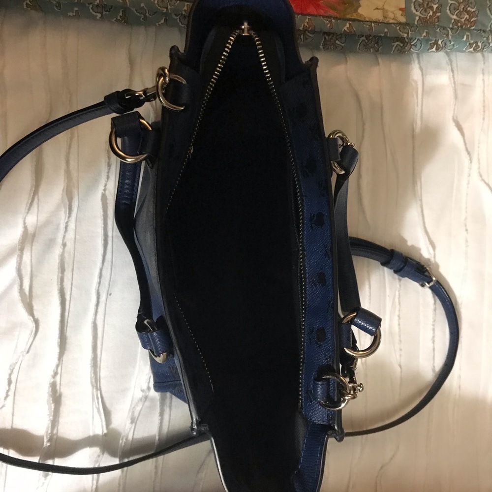 Bag - Picture 2 of 3